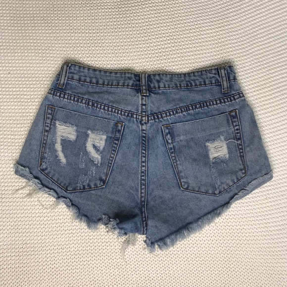 Signature 8 Denim shorts - Picture 3 of 4